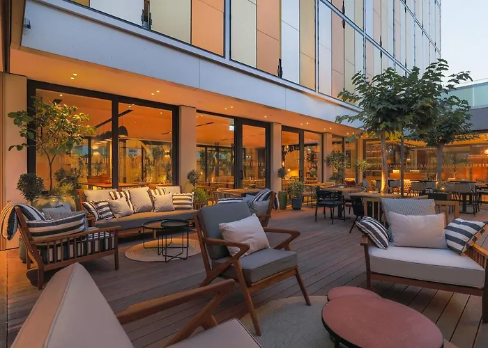 Hotell Indigo By Ihg-adults Only Larnaca