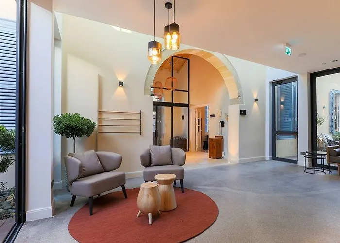 Indigo By Ihg-adults Only Hotell Larnaca