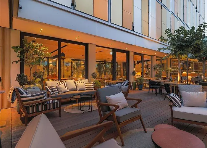 Hotell Indigo By Ihg-adults Only Larnaca