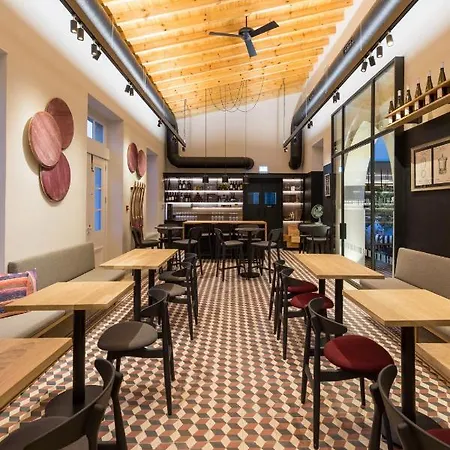 Indigo By Ihg-adults Only 4*