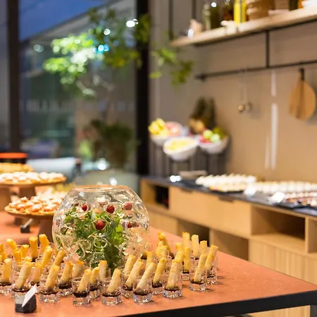 Indigo By Ihg-adults Only 4*